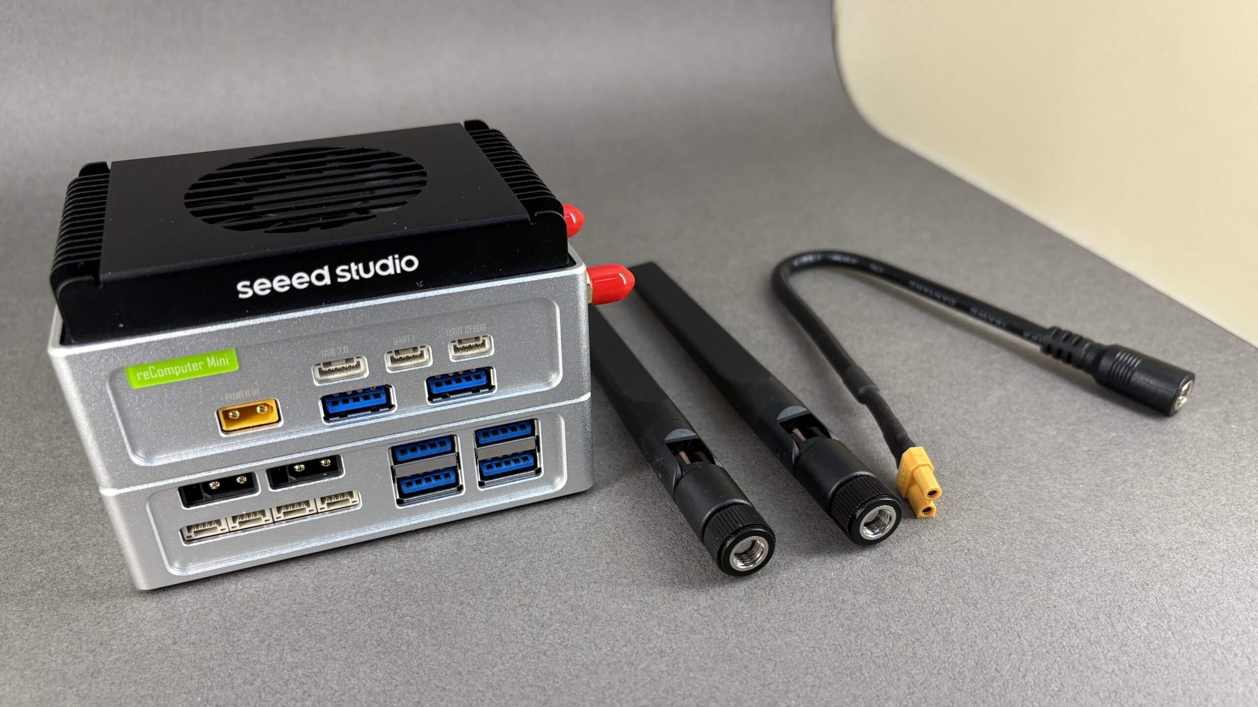 【預購】reComputer Mini J4012 含擴充盒 (安裝Jetson Orin NX 16 GB運算模組+128GB SSD):圖片 5